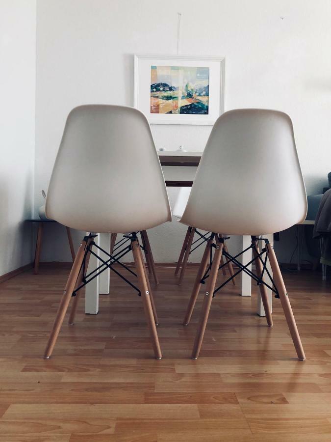 Parkplatz Und Balkon - Burberg's Heimathafen In